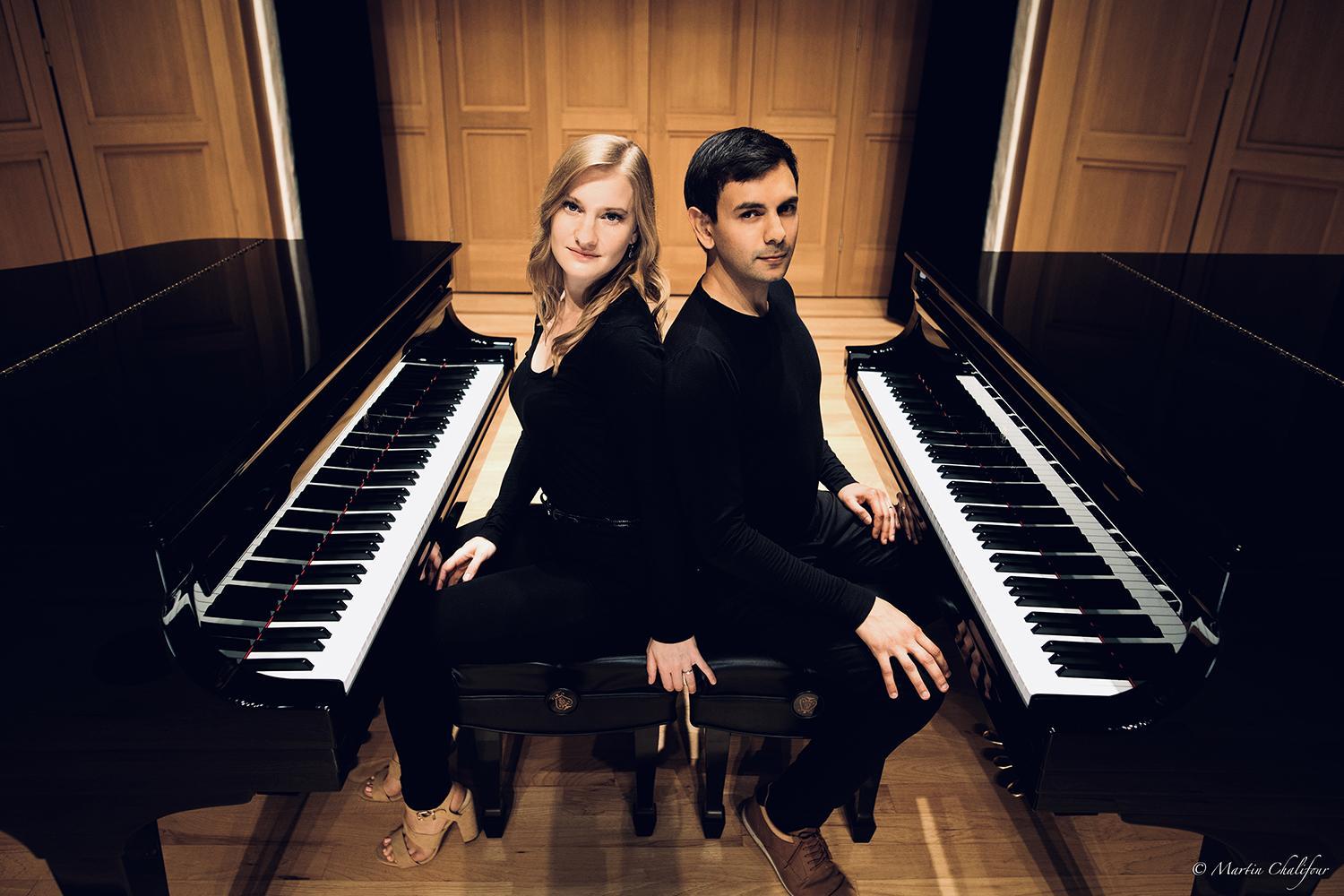 Artist Series Concerts: Vieness Piano Duo