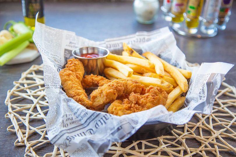 Kids Eat Free Every Monday at Sculley's Waterfront Restaurant